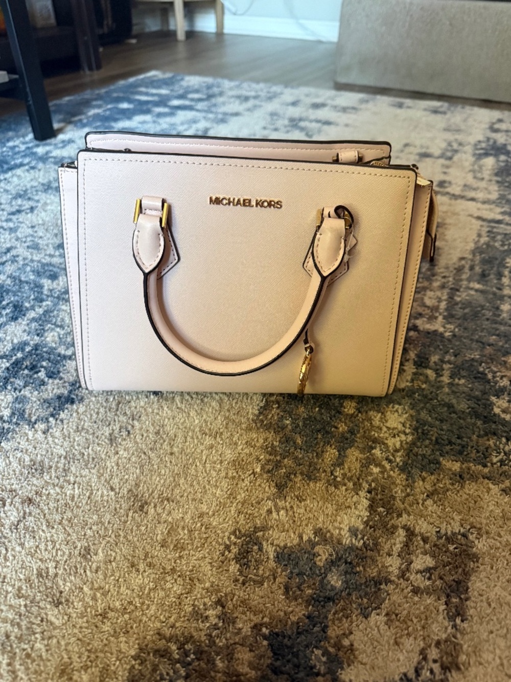 Michael Kors purse